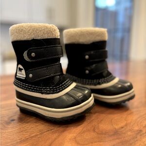 Sorel Toddler Black Winter Boots, like new!